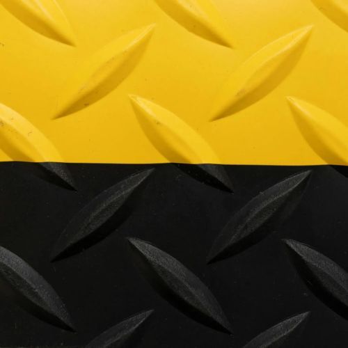 Producto 737 Diamond Plate Runner™ 4,7 mm en la categoría Alfombras de Seguridad en Alfombras Website