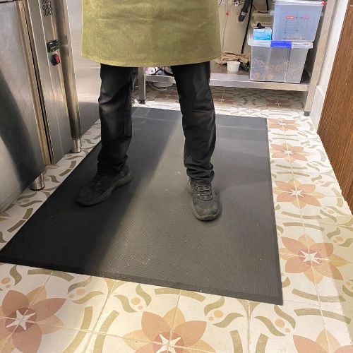 Producto Cossmat I alfombra ergonómica antifatiga especial uso en cocinas profesionales en la categoría Alfombras para hostelería en Alfombras Website