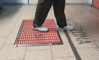 Qué es una alfombra magnética y por qué es imprescindible en la industria alimentaria