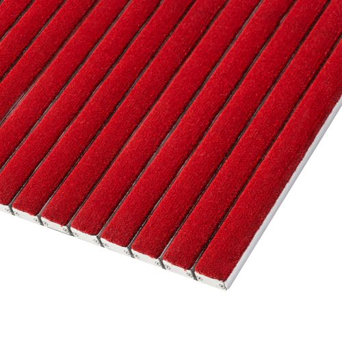 alfombra de aluminio color rojo